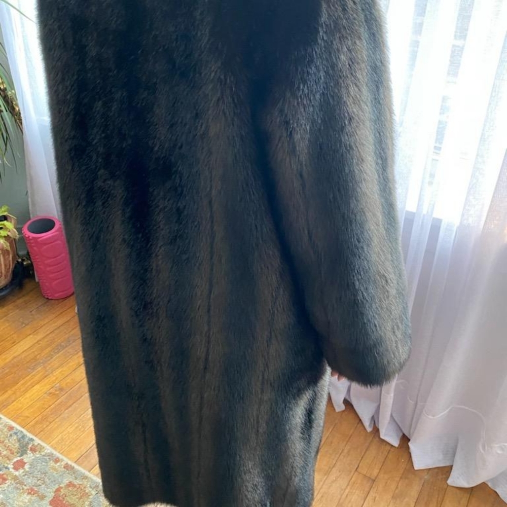 DARK BROWN COAT- Size L